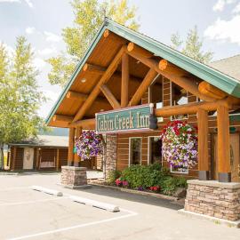 Cabin Creek Inn，位于Thayne的酒店