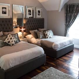 The Tailor's House Guest Rooms，位于Ballygawley的酒店