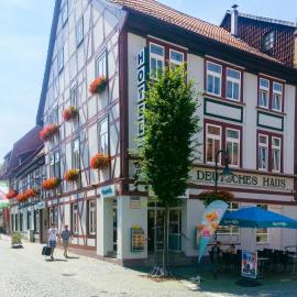 Hotel Deutsches Haus，位于诺特海姆的酒店