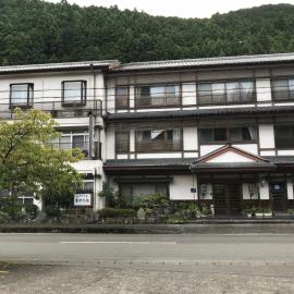 Ryujin Onsen Marui Ryokan，位于田边市的酒店