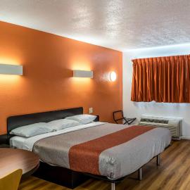 Motel 6 Florence, KY - Cincinnati Airport