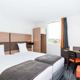 Dios Hotel，位于Bruguières的酒店