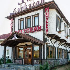 Khan Lankaran Hotel，位于连科兰的酒店