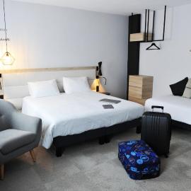 Urban Style Hotel de France，位于瓦讷的酒店
