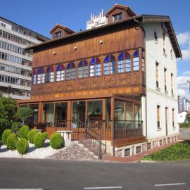 Hotel Castillo de Gauzón，位于萨利纳斯的酒店