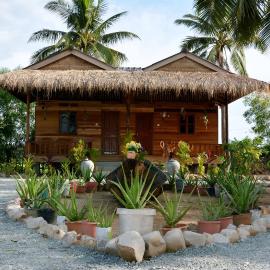 Fish Island Bungalows，位于贡布的酒店