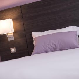 Hotel Eurocentre 3* Toulouse Nord，位于卡斯泰勒诺代斯泰特丰的酒店