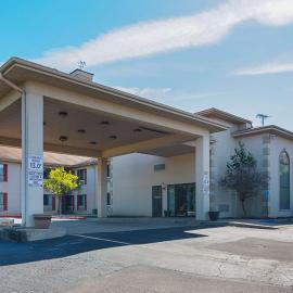 Motel 6-Hannibal, MO，位于汉尼拔的酒店