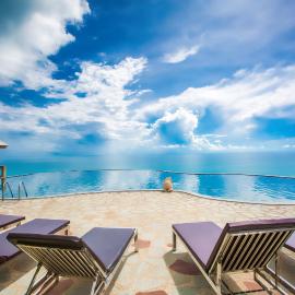 Samui Bayview Resort & Spa - SHA Plus，位于茶云莱海滩的酒店