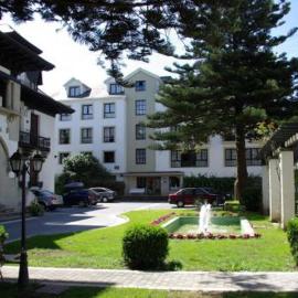 Hotel y Apartamentos Arias，位于纳维亚的酒店