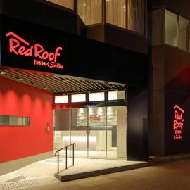 Red Roof Inn & Suites Osaka Namba Nipponbashi,位于大阪的酒店