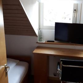 Hotel Gasthof Rössle,位于罗滕堡的酒店