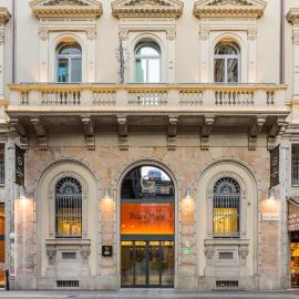Room Mate Collection Giulia, Milan,位于米兰的酒店
