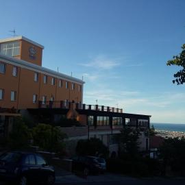 Hotel ristorante Bellavista，位于科隆内拉的酒店
