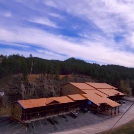 Rushmore Express & Suites，位于奇斯顿的酒店