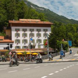 Hotel Hof und Post，位于因内特基尔兴的酒店