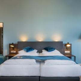 Hotel Ruf，位于普福尔茨海姆的酒店