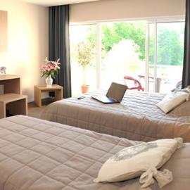 The Originals City, Hôtel de France, Bessines-sur-Gartempe，位于加尔唐普河畔贝西讷的酒店