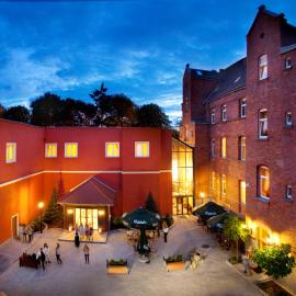 Hotel Jakub Sobieski，位于奥瓦瓦的酒店