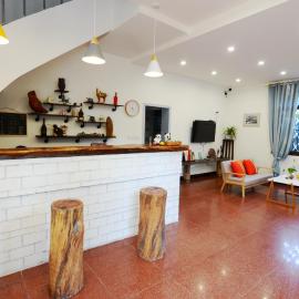 Peace Inn The Leshan Giant Buddha Branch，位于乐山的酒店