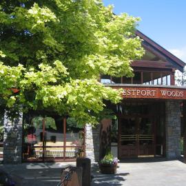 Westport Woods Hotel & Spa,位于韦斯特波特的酒店