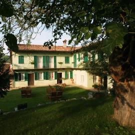 Cà San Ponzio country house & SPA，位于巴罗洛的酒店