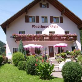 Gasthaus Zur Erle，位于西蒙斯瓦尔德的酒店