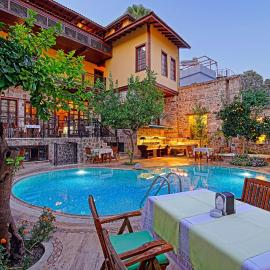 La Paloma Hotel，位于安塔利亚的酒店