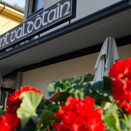 Hotel Valdotain,位于维莱内乌韦的酒店