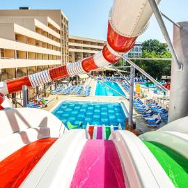 Hotel Laguna Park & Aqua Club - All Inclusive，位于阳光海滩的酒店