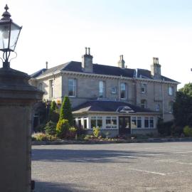 The Grange Manor,位于格兰奇茅斯的酒店