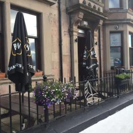 The Spinnaker Hotel，位于古罗克的酒店