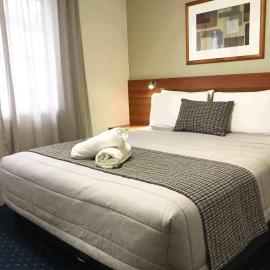 Ventura Inn & Suites Hamilton，位于汉密尔顿的酒店