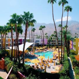 The Saguaro Palm Springs，位于棕榈泉的酒店