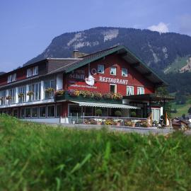 Das Schiff in den Bergen，位于布雷根茨沃尔德地区奥的酒店