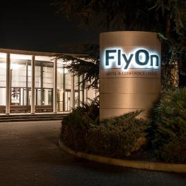 FlyOn Hotel & Conference Center，位于博洛尼亚的酒店