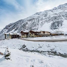 Alpensporthotel Mutterberg，位于马德伯格安姆的酒店