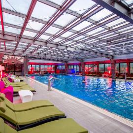 Business Hotel Conference Center & Spa，位于特尔古穆列什的酒店
