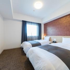 Dormy Inn Matsuyama Natural Hot Spring，位于松山的酒店