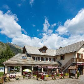 HOTEL LE CHAMOIS，位于昂塞勒的酒店
