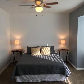 Large Room Near UVU & BYU，位于奥勒姆的酒店