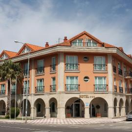 Hotel Bahía Bayona，位于巴约讷的酒店