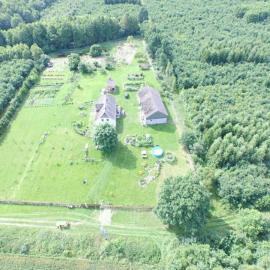 Agroturystyczny Dom Na Skraju Lasu，位于Sławoborze的酒店
