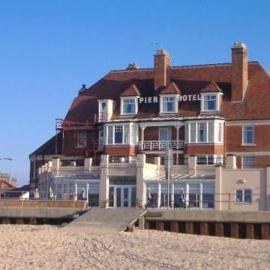 Pier Hotel，位于大雅茅斯的酒店