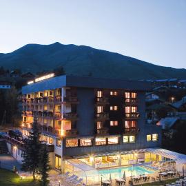 Hôtel Les Soldanelles，位于土绪尔的酒店