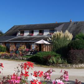 Logis Hôtel Restaurant LE VIEUX FUSIL，位于Soings-en-Sologne的酒店