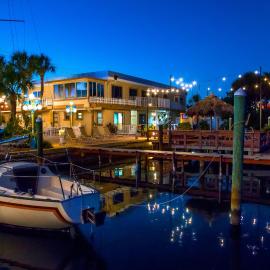 Bayview Plaza Waterfront Resort，位于圣徒皮特海滩的酒店