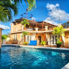 Little Arches Boutique Hotel - Adults Only,位于基督教堂市的酒店