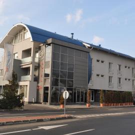 Euro House Hotel，位于巴亚马雷的酒店