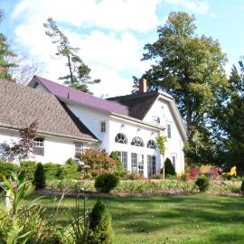 Briarwood Bed & Breakfast，位于Elmsdale的酒店